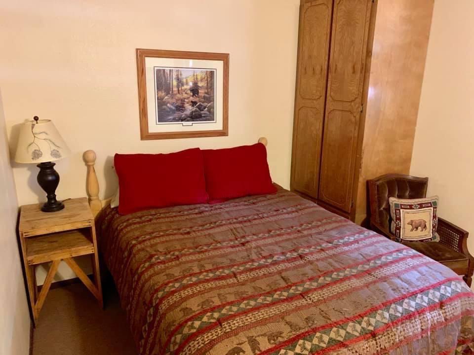 Bearly Here room