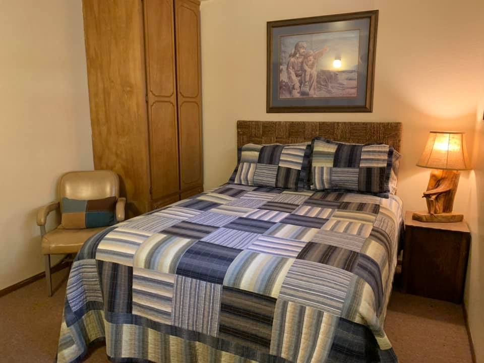 frontier suite