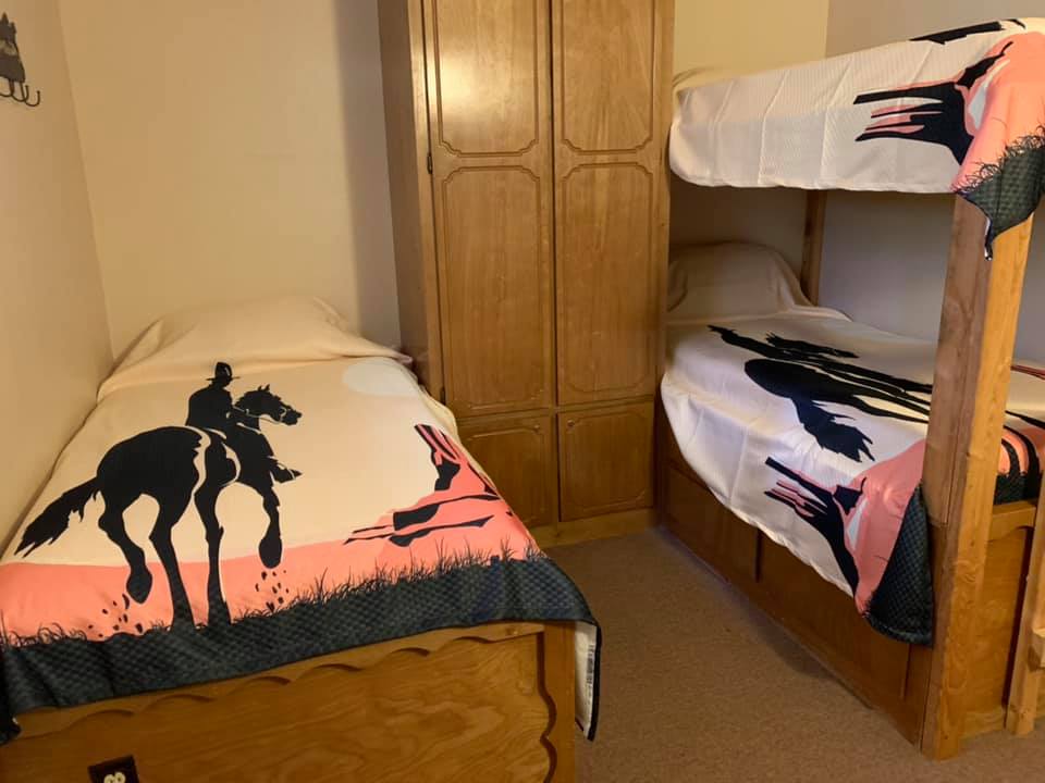 vaquero suite bunks